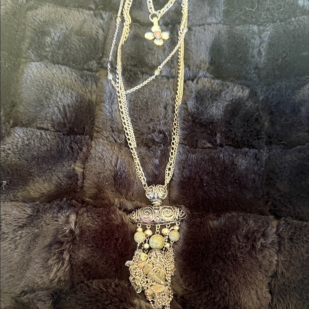 Free People Catriona Elegant Silver Necklace - Picture 5 of 5